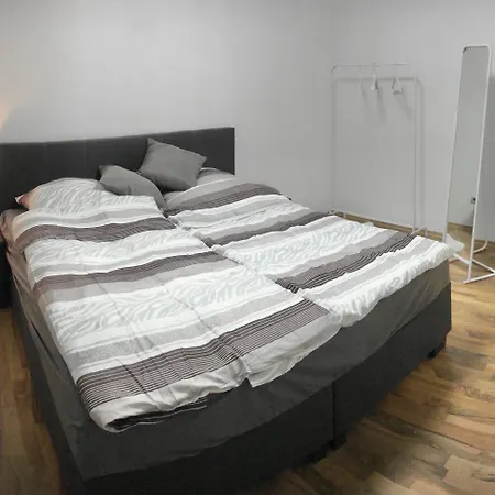 Kaiser Affittacamere 3*